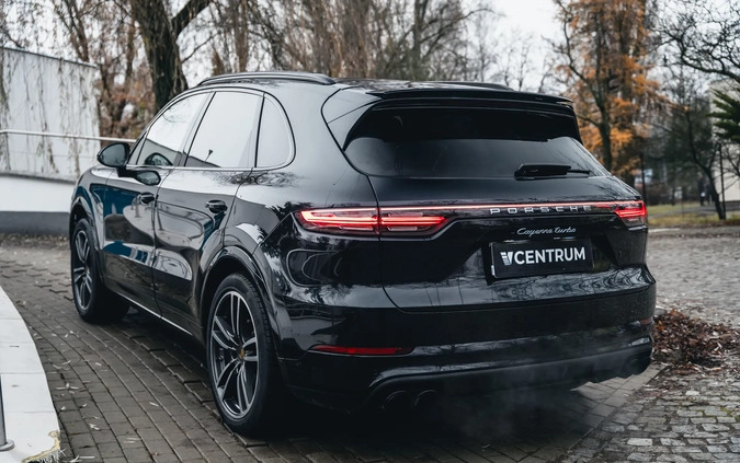 Porsche Cayenne cena 329900 przebieg: 153515, rok produkcji 2018 z Brusy małe 137